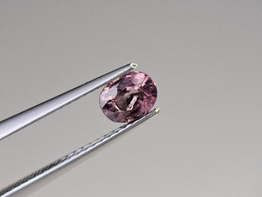 ccGA-11　カラーチェンジガーネット　0.70ct