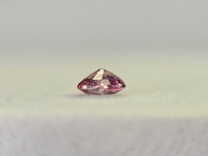 ccGA-11　カラーチェンジガーネット　0.70ct