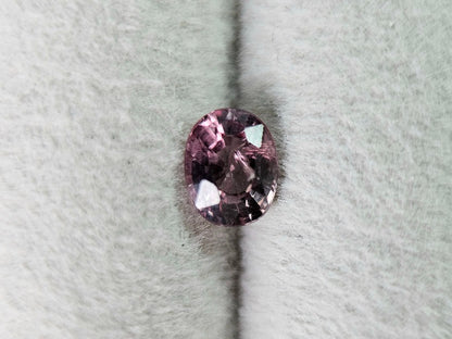 ccGA-11　カラーチェンジガーネット　0.70ct
