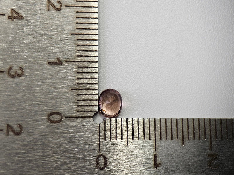 ccGA-12　カラーチェンジガーネット　0.67ct