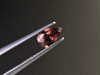 ccGA-13　カラーチェンジガーネット　0.63ct