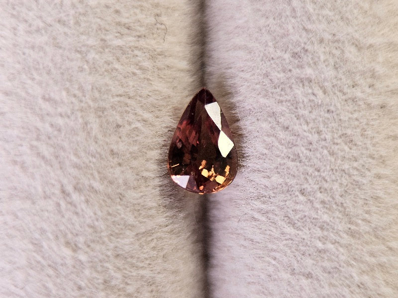 ccGA-13　カラーチェンジガーネット　0.63ct