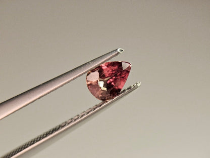 ccGA-15　カラーチェンジガーネット　0.60ct