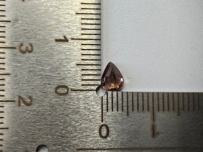 ccGA-15　カラーチェンジガーネット　0.60ct