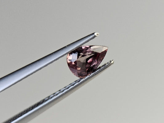 ccGA-16　カラーチェンジガーネット　0.57ct