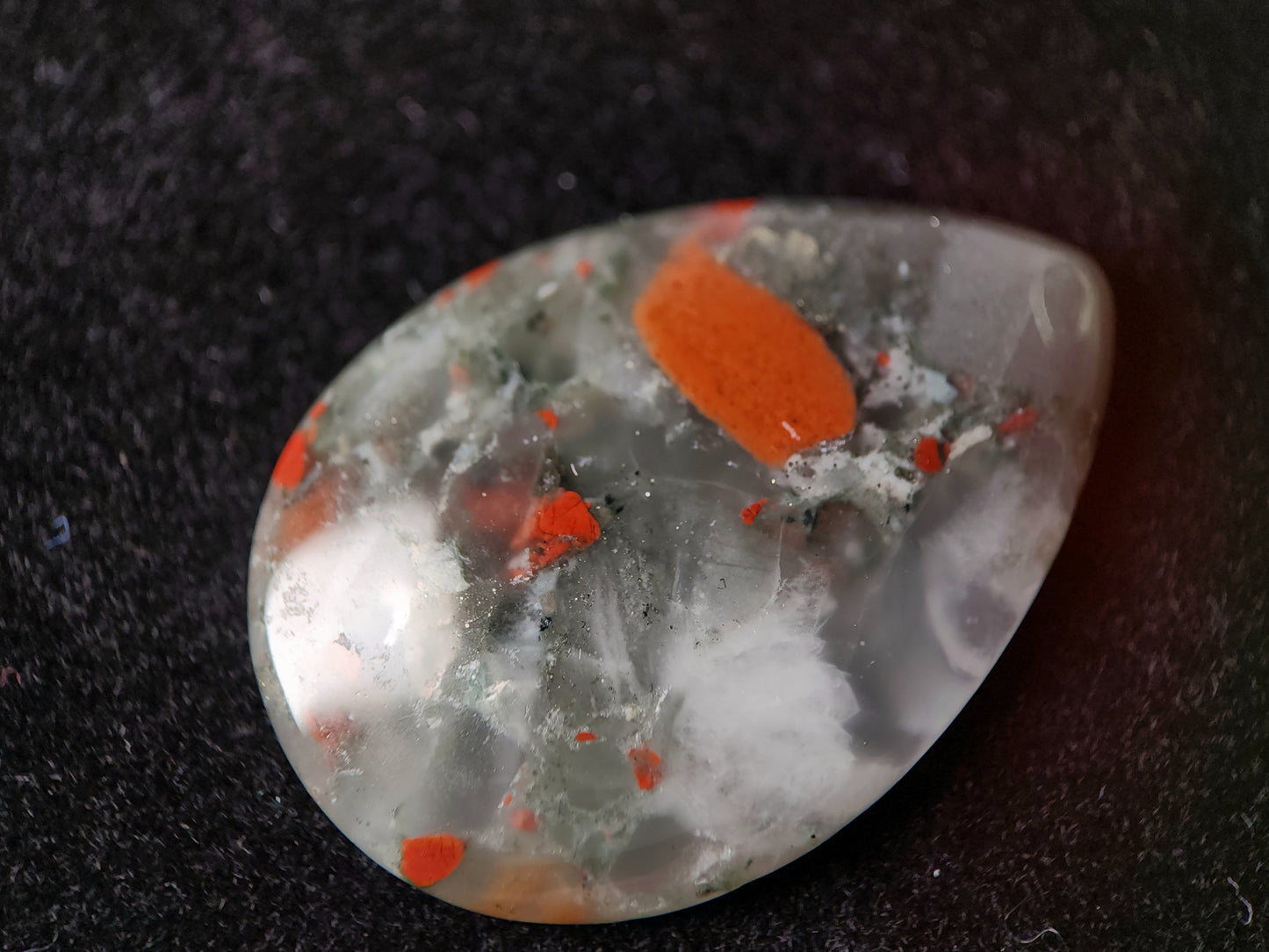 BS-1　ブラッドストーン　36.87ct