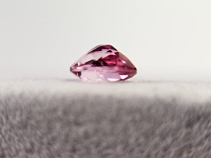 piTOt-6　ピンクトパーズ（トリートメント）　1.45ct