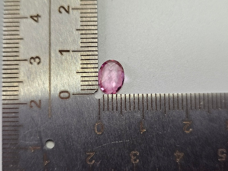 piTOt-9　ピンクトパーズ（トリートメント）　1.31ct