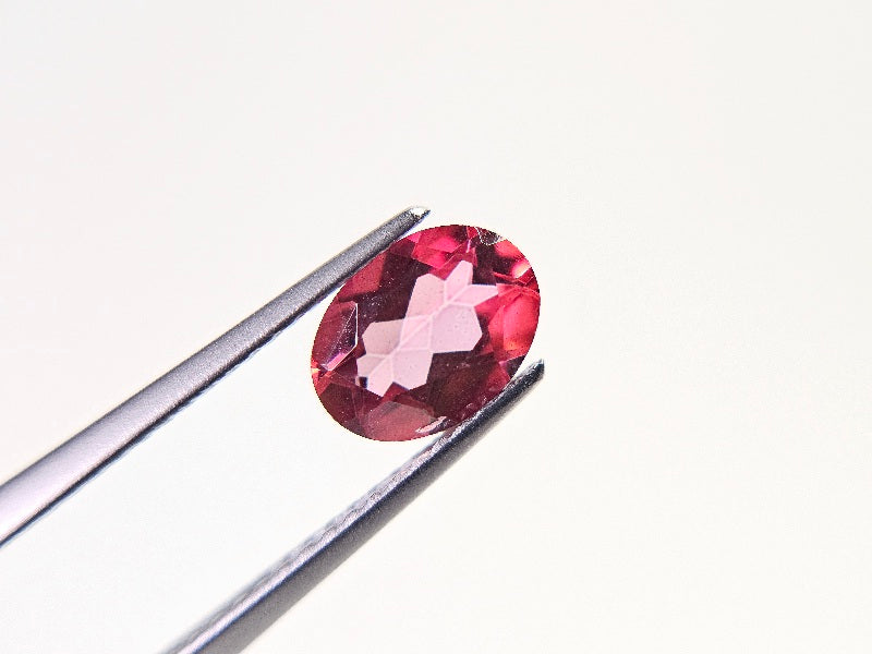 piTOt-11　ピンクトパーズ（トリートメント）　1.29ct