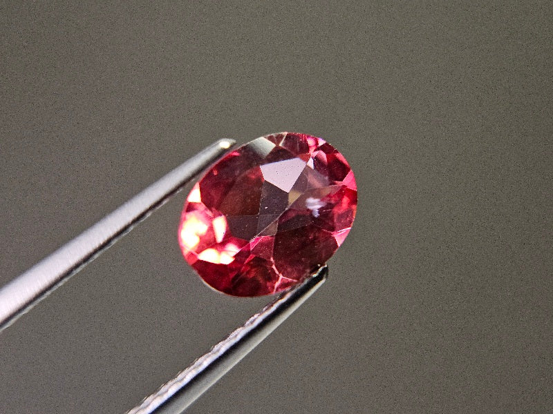 piTOt-12　ピンクトパーズ（トリートメント）　1.29ct