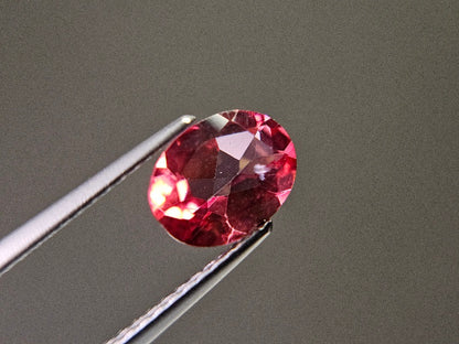 piTOt-12　ピンクトパーズ（トリートメント）　1.29ct