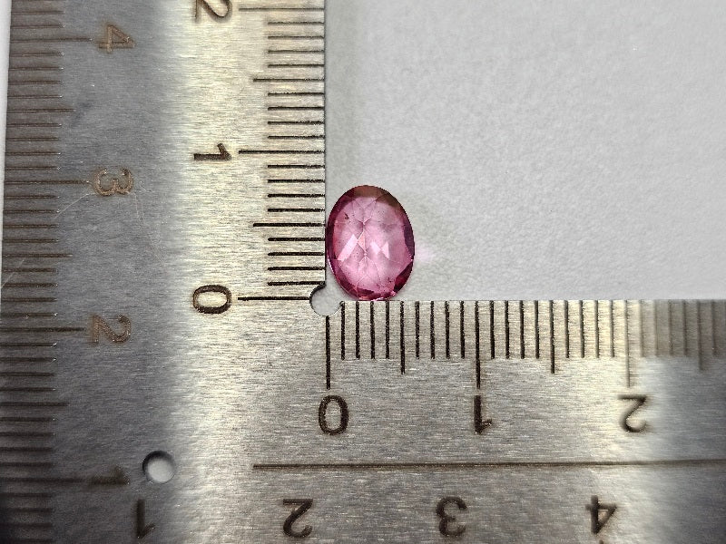 piTOt-12　ピンクトパーズ（トリートメント）　1.29ct