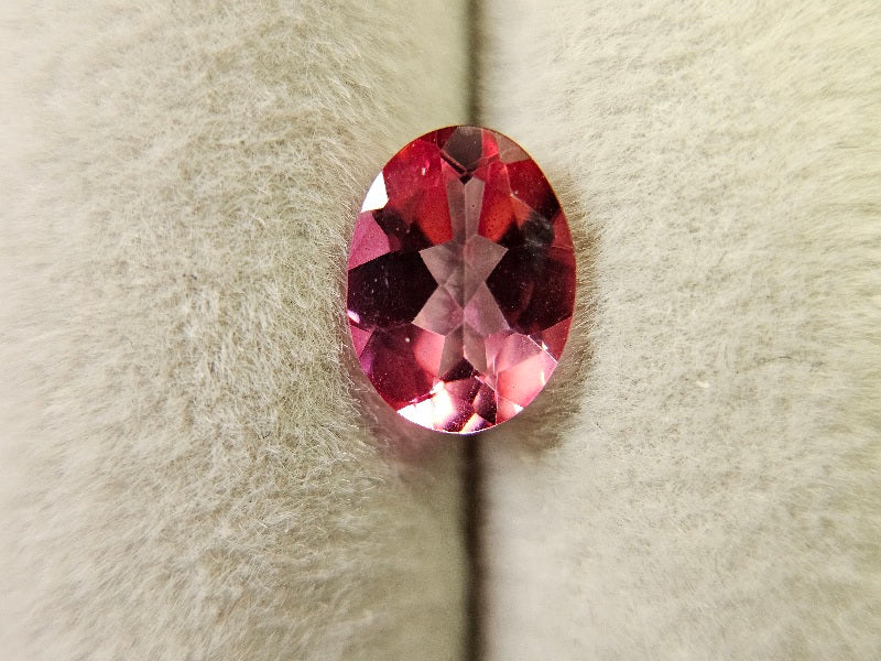 piTOt-14 ピンクトパーズ（トリートメント） 1.25ct – 東洋ルース公式