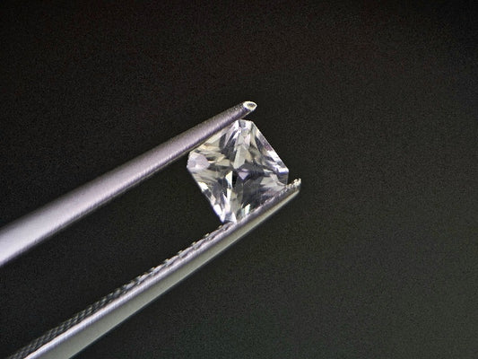 PHN-2　フェナカイト　0.42ct