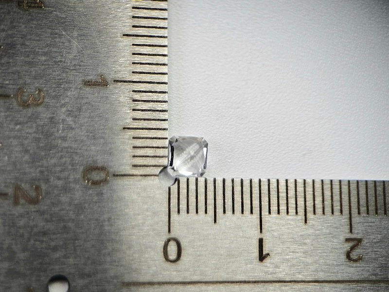 PHN-2　フェナカイト　0.42ct