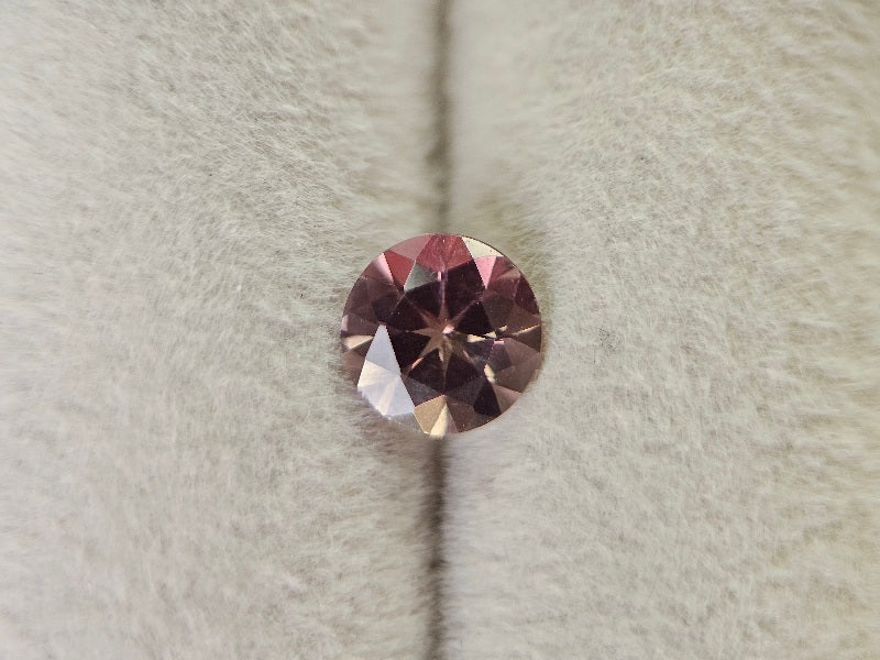 bcAND-10　バイカラーアンデシン　0.64ct