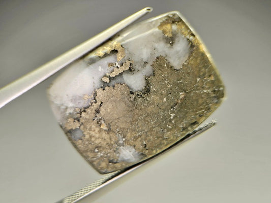 IPY-1　アイスパイライト　21.47ct