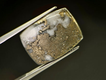 IPY-1　アイスパイライト　21.47ct