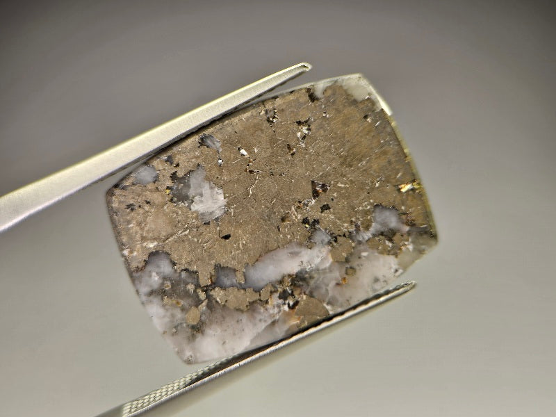 IPY-1　アイスパイライト　21.47ct