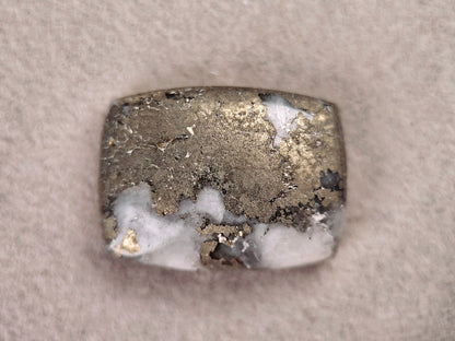 IPY-1　アイスパイライト　21.47ct