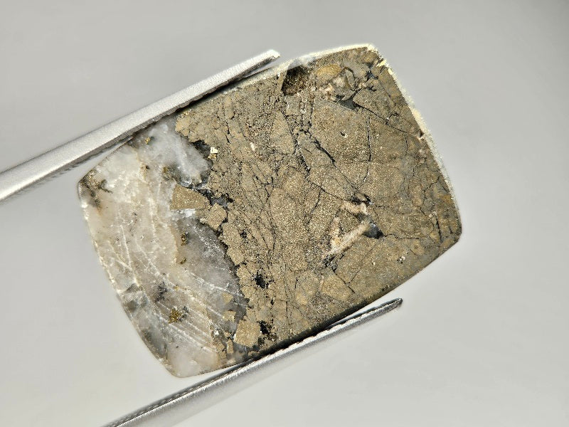 IPY-3　アイスパイライト　20.67ct