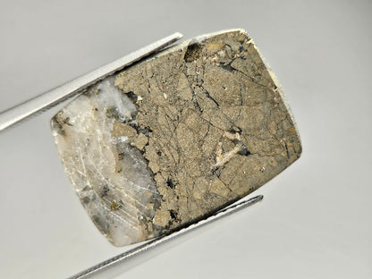 IPY-3　アイスパイライト　20.67ct