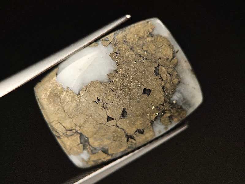 IPY-5　アイスパイライト　20.11ct
