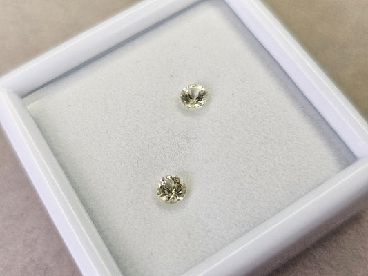 SET2-yeAP-7　イエローアパタイト２石セット　計0.46ct