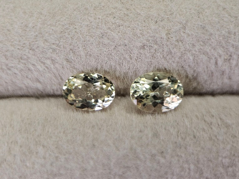 SET2-yeAP-9　イエローアパタイト２石セット　計0.99ct