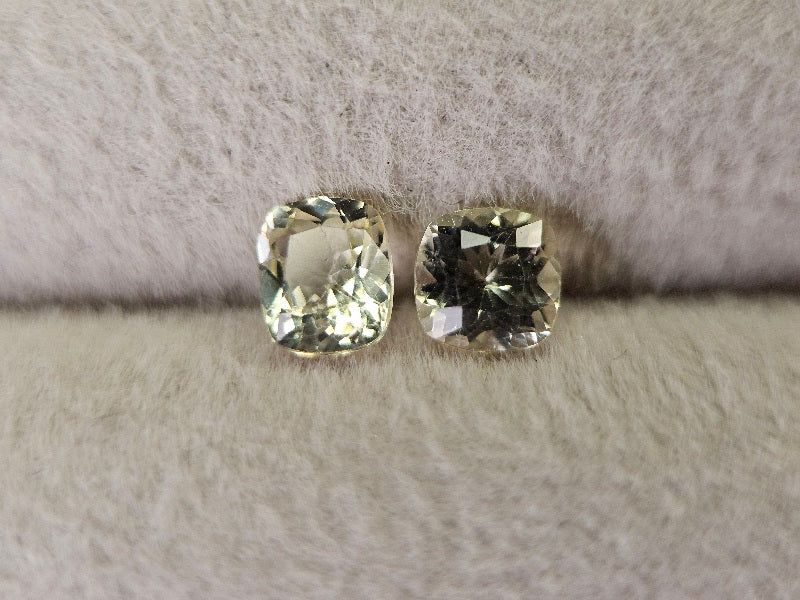 SET2-yeAP-12　イエローアパタイト２石セット　計0.67ct