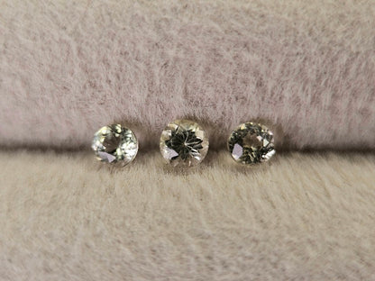 SET3-yeAP-15　イエローアパタイト３石セット　計0.34ct