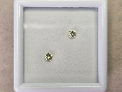 SET2-yeAP-5　イエローアパタイト２石セット　計0.37ct