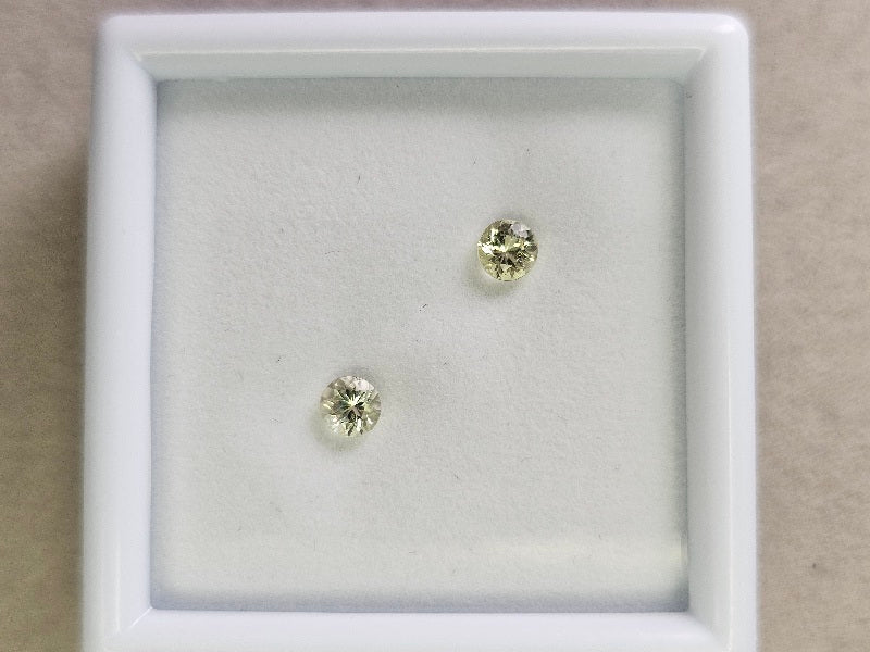 SET2-yeAP-7　イエローアパタイト２石セット　計0.46ct