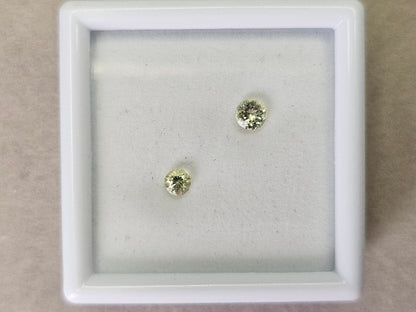 SET2-yeAP-8　イエローアパタイト２石セット　計0.55ct