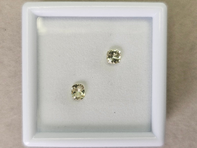 SET2-yeAP-12　イエローアパタイト２石セット　計0.67ct
