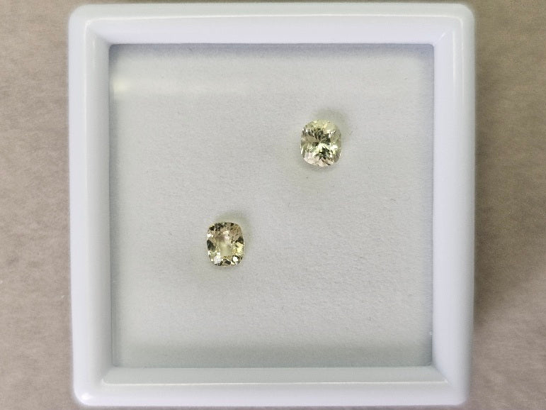 SET2-yeAP-13　イエローアパタイト２石セット　計0.72ct