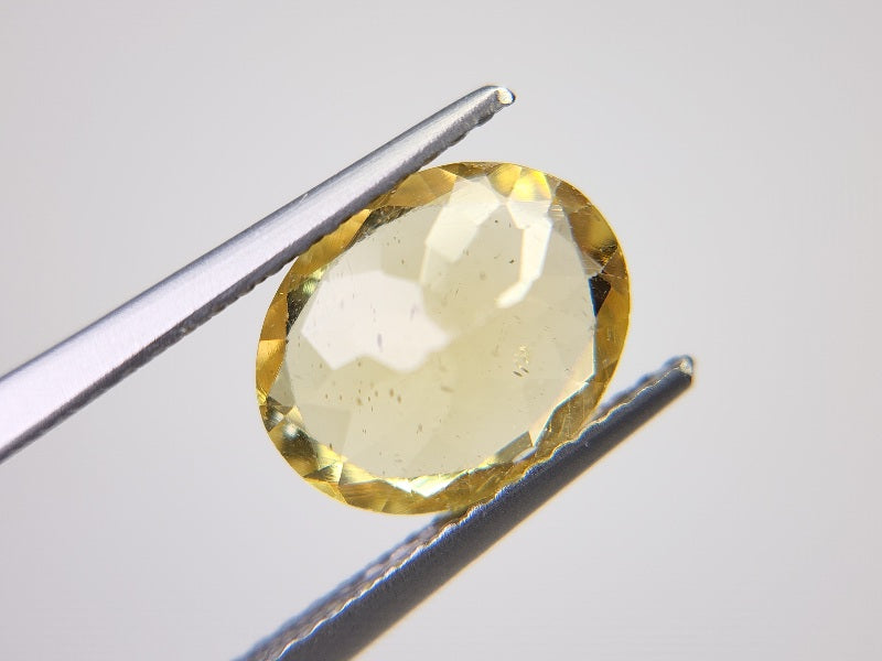 ye-AP-6　イエローアパタイト　2.57ct