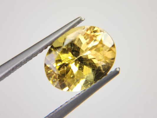 ye-AP-8　イエローアパタイト　2.96ct