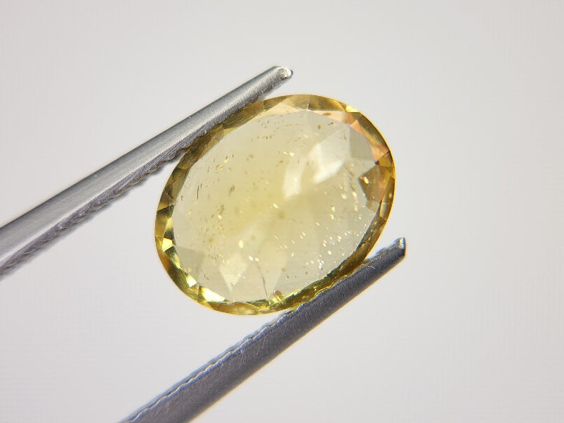 ye-AP-8　イエローアパタイト　2.96ct