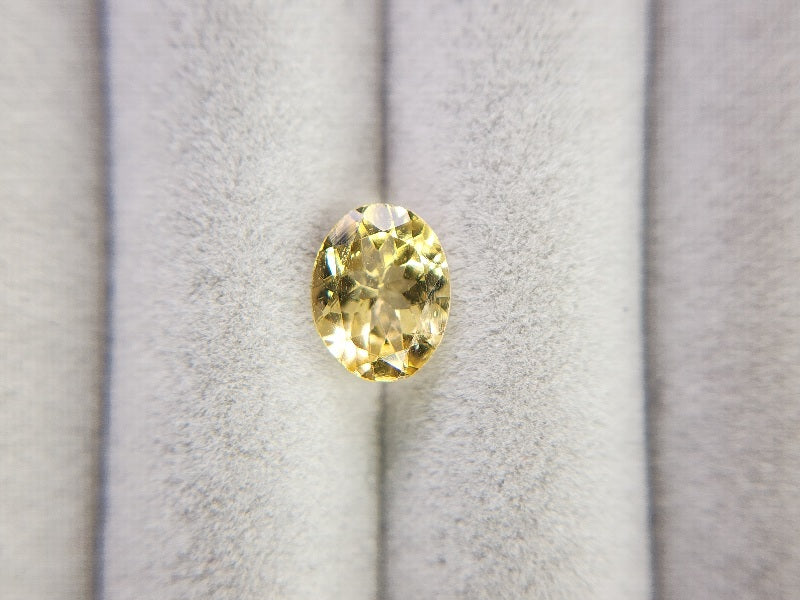ye-AP-11　イエローアパタイト　1.45ct
