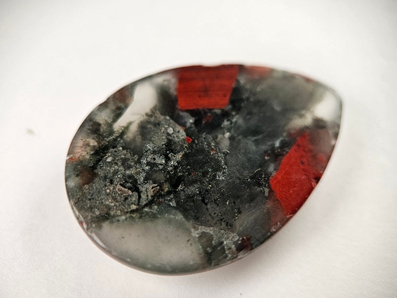 BS-2　ブラッドストーン　38.51ct