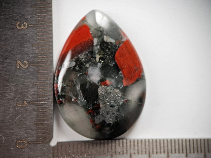 BS-2　ブラッドストーン　38.51ct