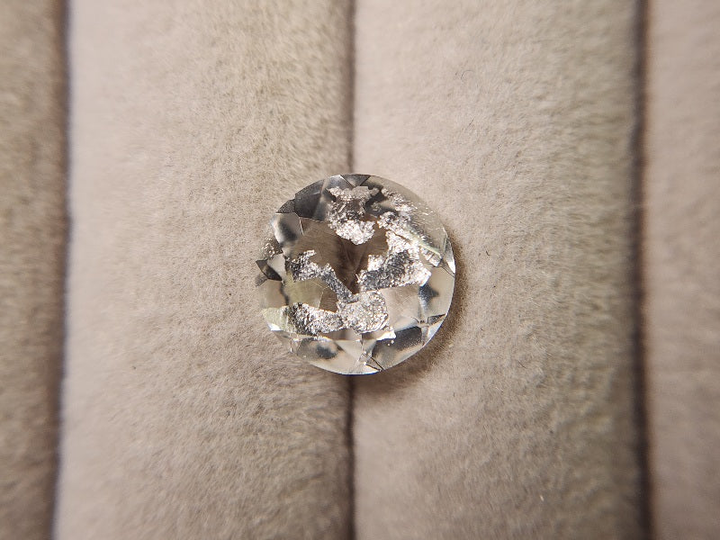dQ-12　銀箔入り！ダブレットクォーツ　3.42ct