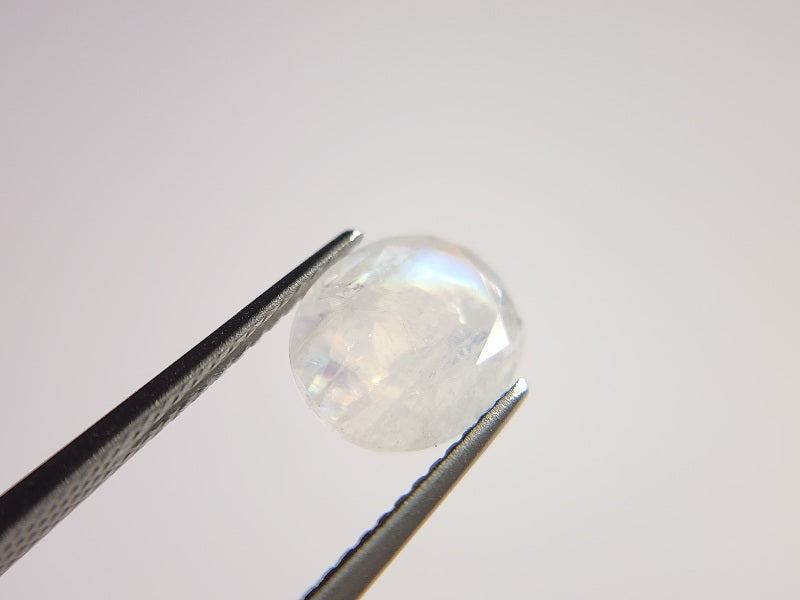 rMO-2　レインボーストーン　2.27ct