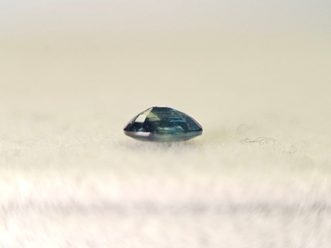 bcSA-18　バイカラーサファイア　0.30ct
