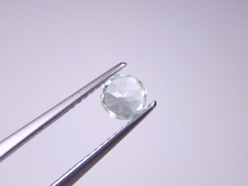 gBE-67　グリーンベリル　0.49ct