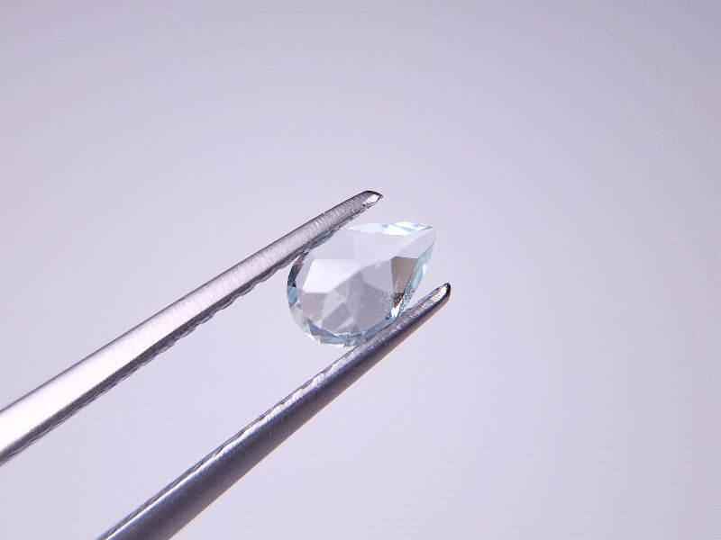 gBE-116　グリーンベリル　0.38ct