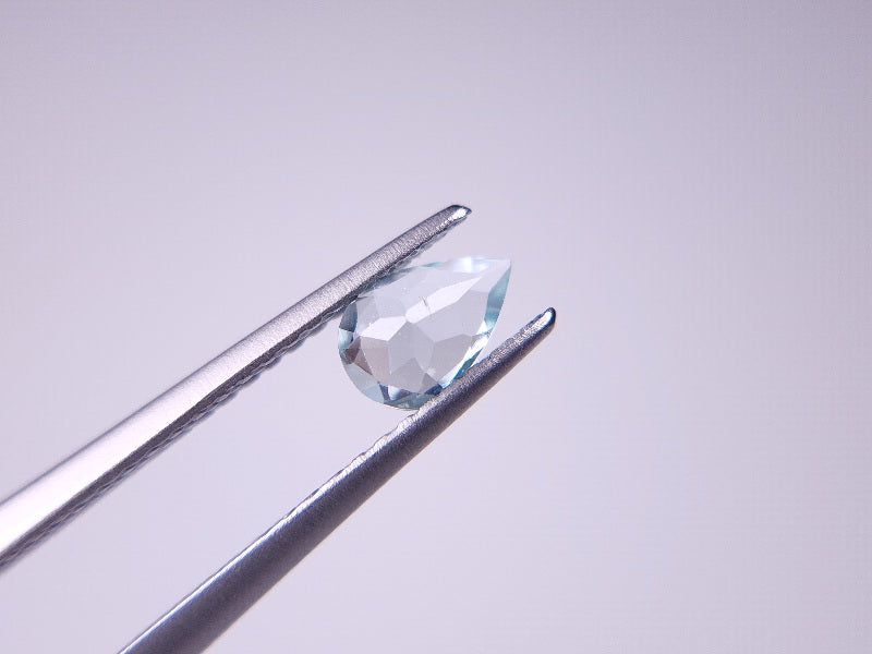 gBE-119　グリーンベリル　0.36ct