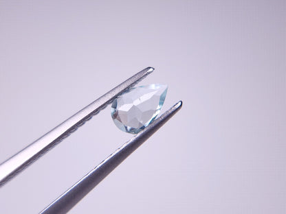 gBE-119　グリーンベリル　0.36ct