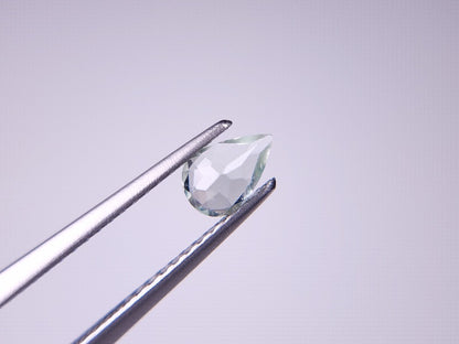 gBE-120　グリーンベリル　0.35ct